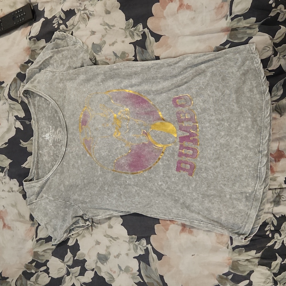 Disney Parks Dumbo tee